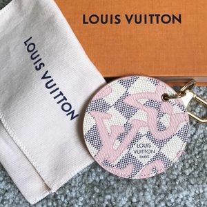 LOUIS VUITTON Authentic Limited Ed. Key Ring Charm